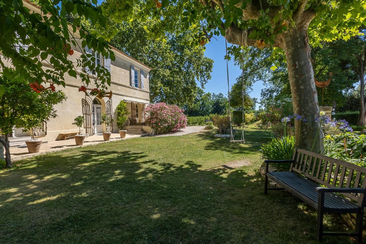 Bed and Breakfast Mas De Capelou Авиньон Экстерьер фото