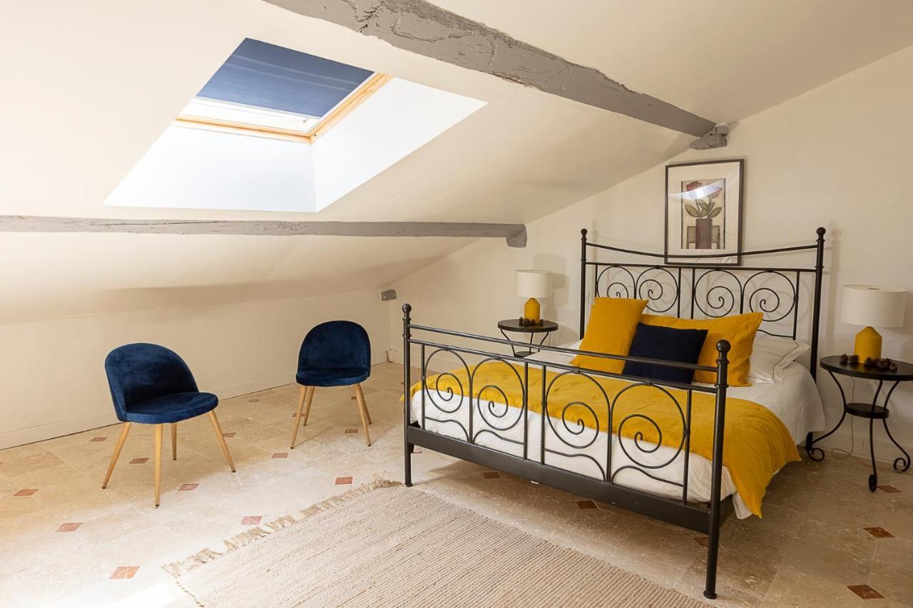 Bed and Breakfast Mas De Capelou Авиньон Экстерьер фото