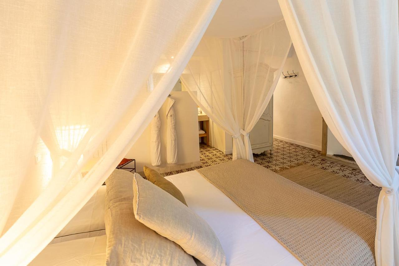 Bed and Breakfast Mas De Capelou Авиньон Экстерьер фото