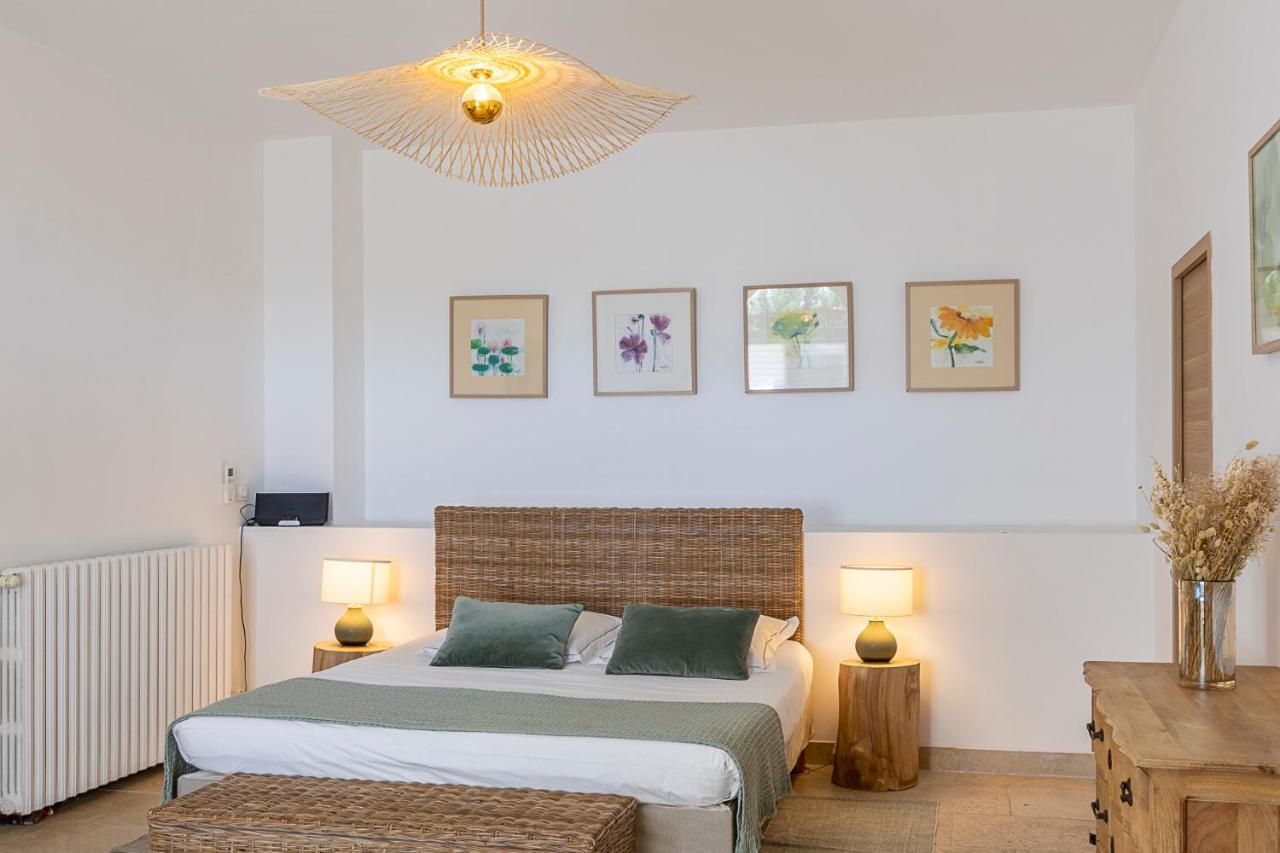Bed and Breakfast Mas De Capelou Авиньон Экстерьер фото