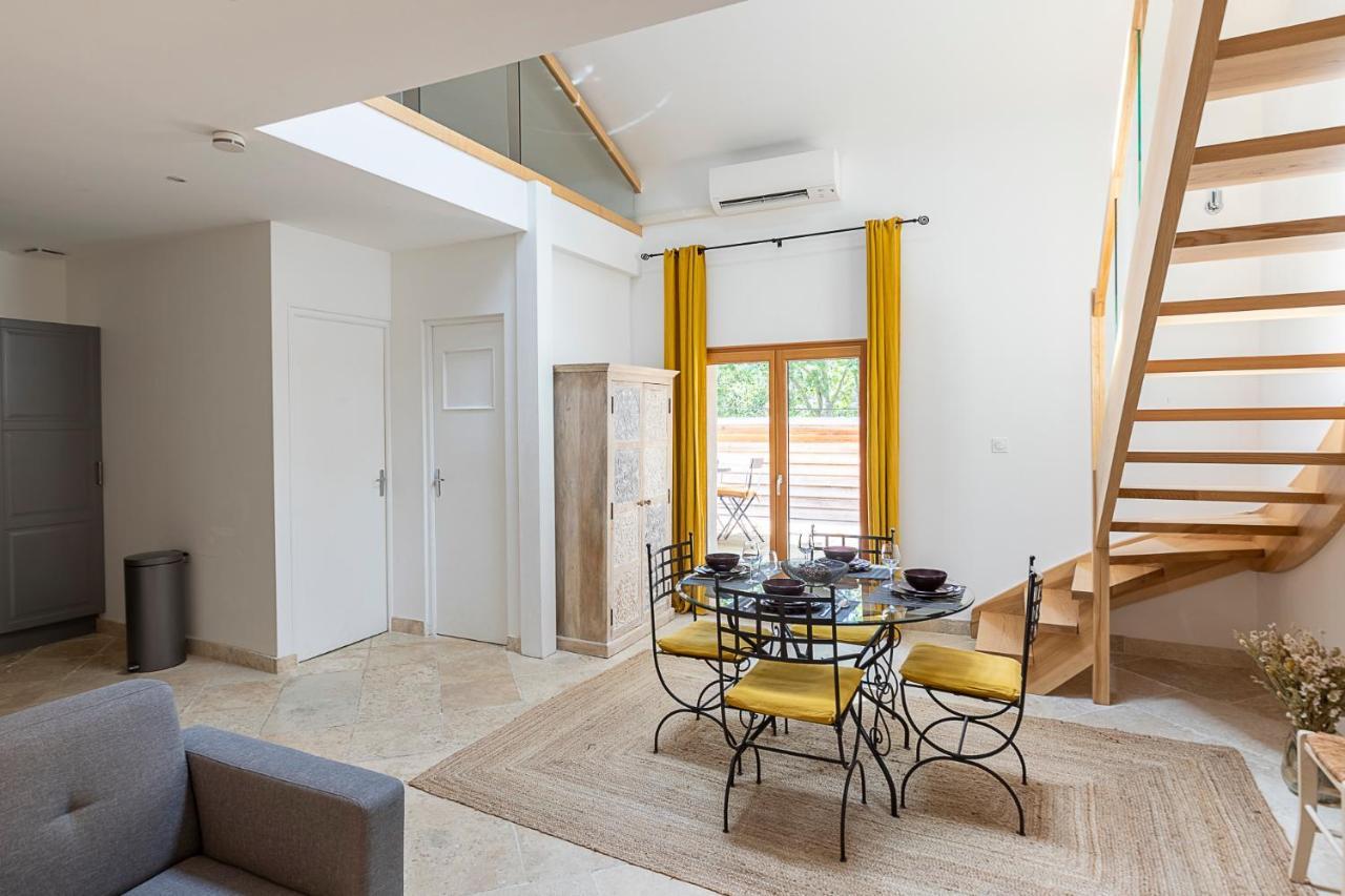 Bed and Breakfast Mas De Capelou Авиньон Экстерьер фото