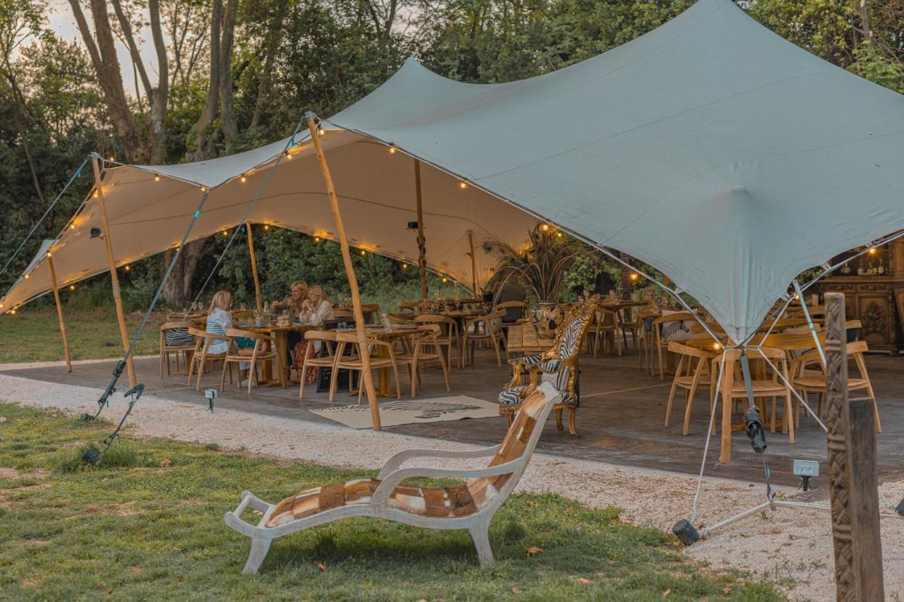 Bed and Breakfast Mas De Capelou Авиньон Экстерьер фото